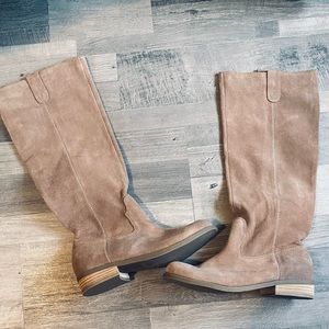 NWOT Sole Society Hawn Boots